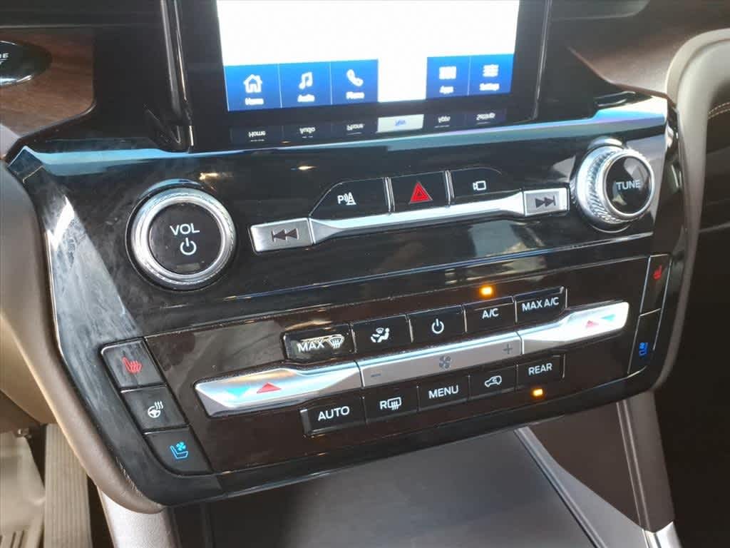 Thumbnail: 2022 Ford Explorer - 20