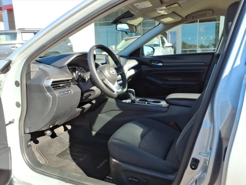 Thumbnail: 2025 Nissan Altima - 26