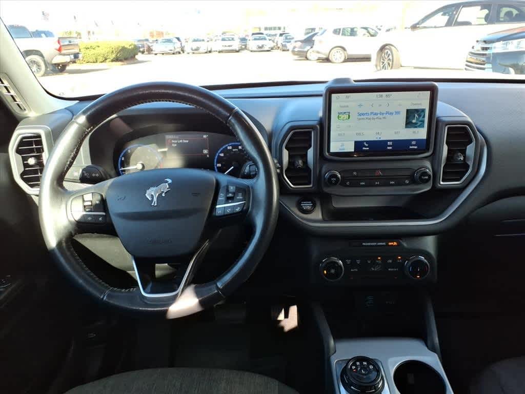 Thumbnail: 2022 Ford Bronco Sport - 10