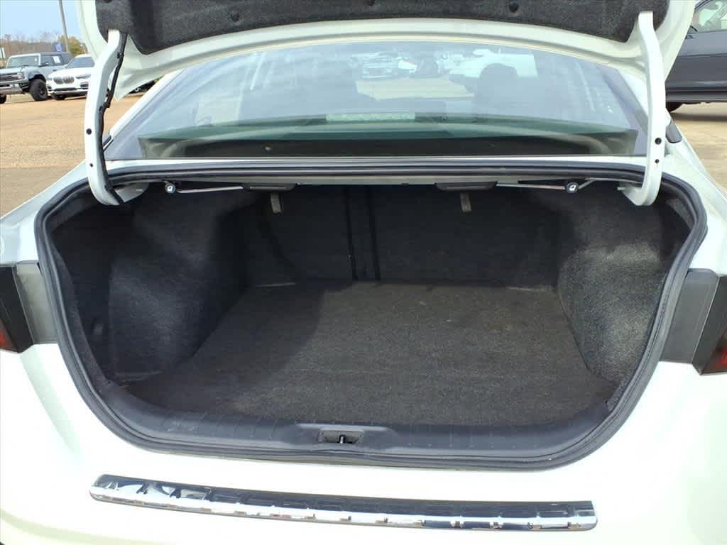 Thumbnail: 2022 Nissan Altima - 8