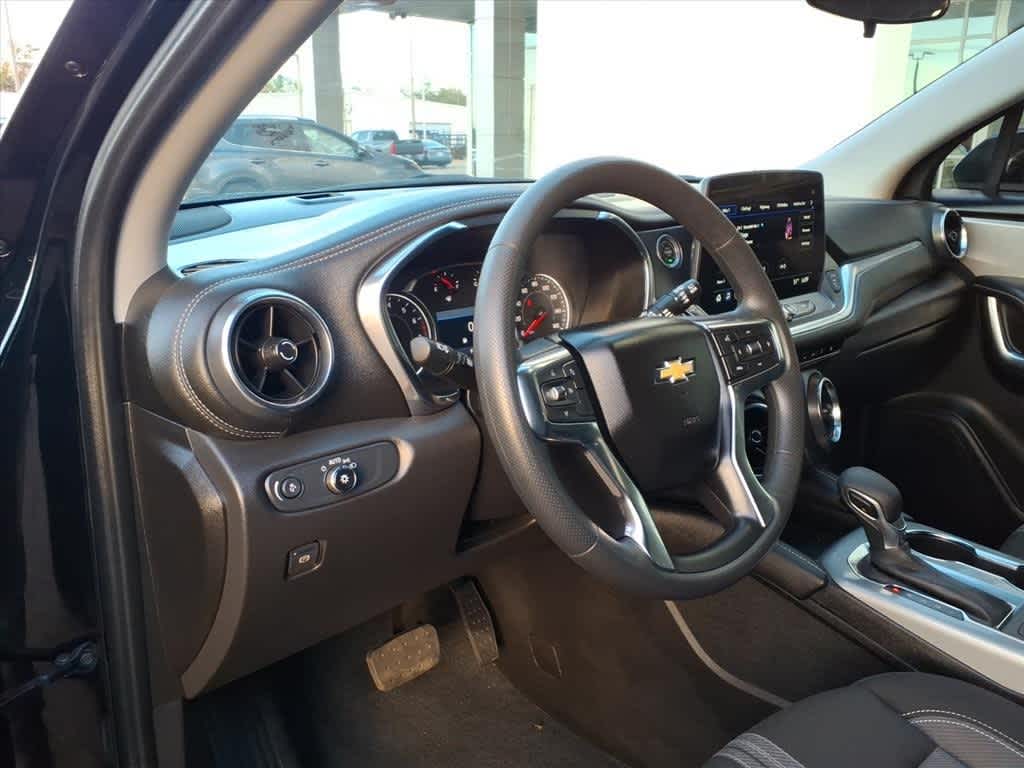 Thumbnail: 2025 Chevrolet Blazer - 10