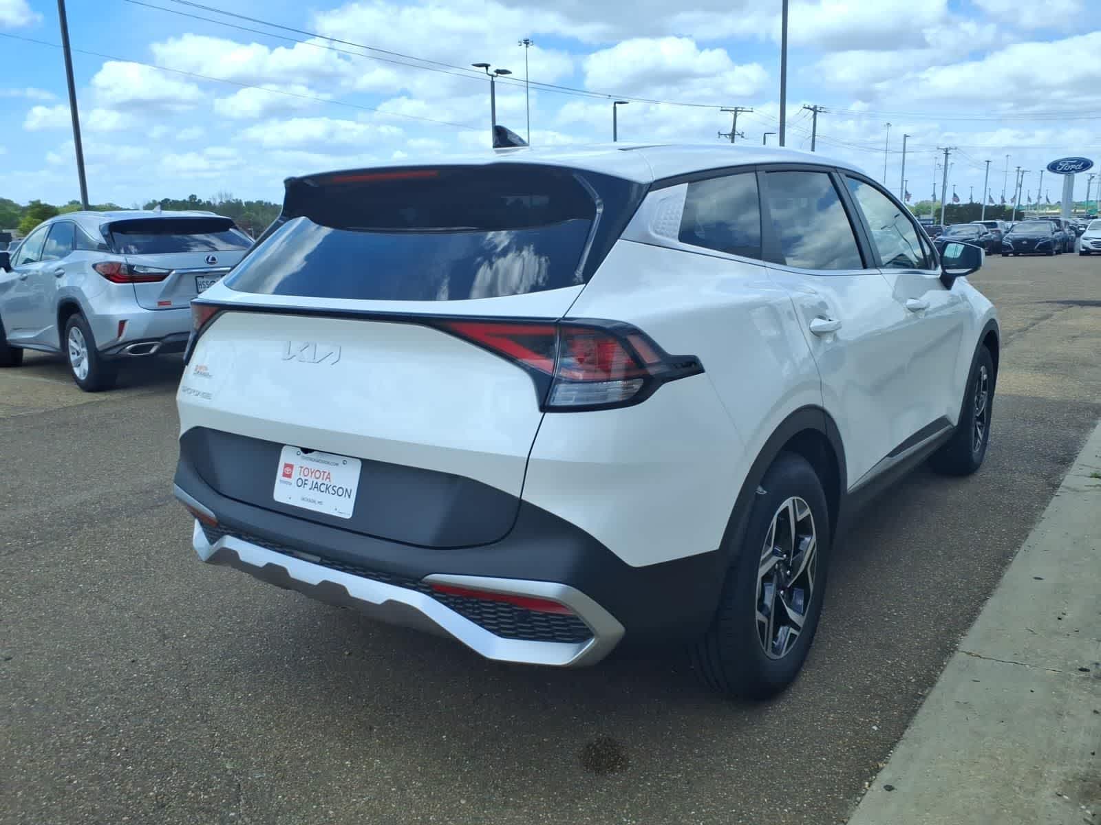 Thumbnail: 2024 Kia Sportage - 5