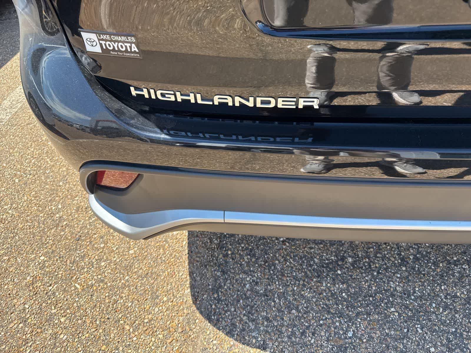 Thumbnail: 2024 Toyota Highlander - 7