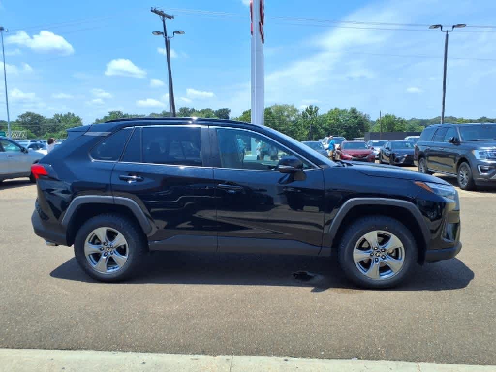 Thumbnail: 2024 Toyota RAV4 - 4