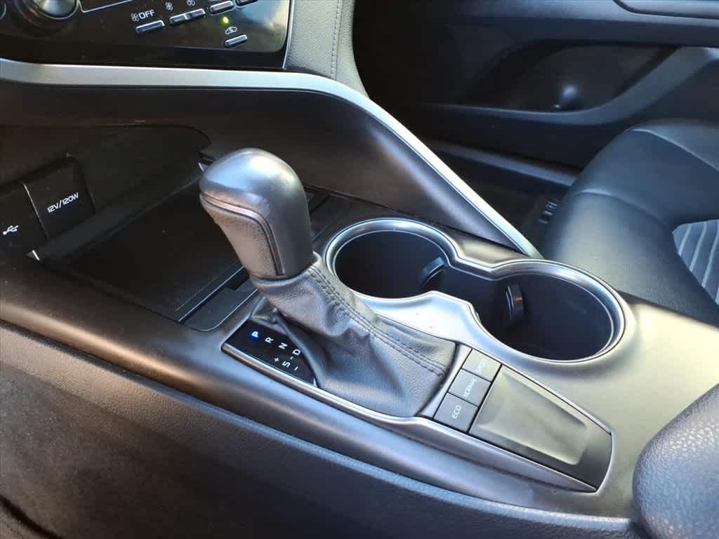 Thumbnail: 2023 Toyota Camry - 21