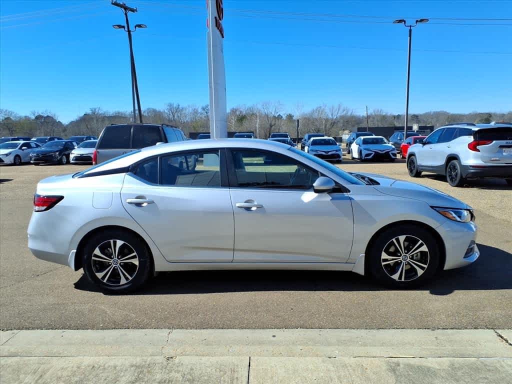 Thumbnail: 2022 Nissan Sentra - 4