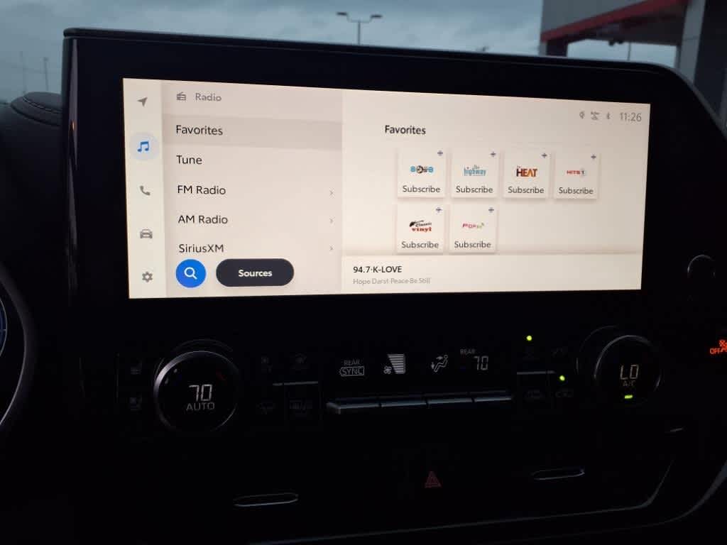 Thumbnail: 2024 Toyota Highlander - 19