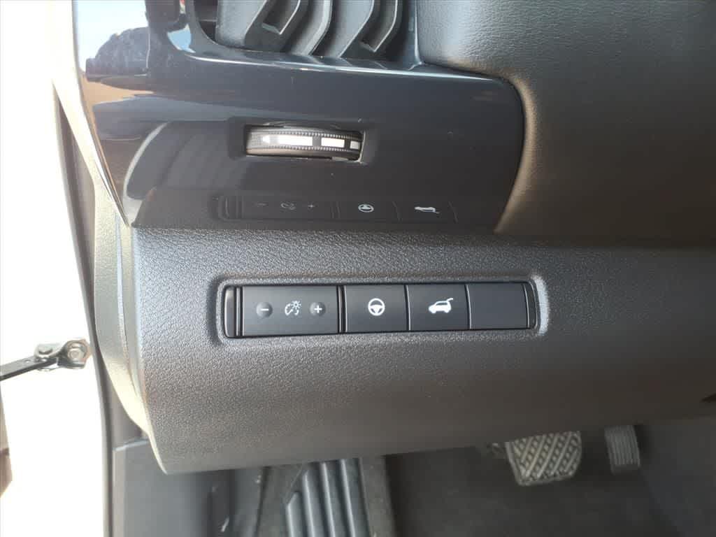 Thumbnail: 2025 Nissan Pathfinder - 14