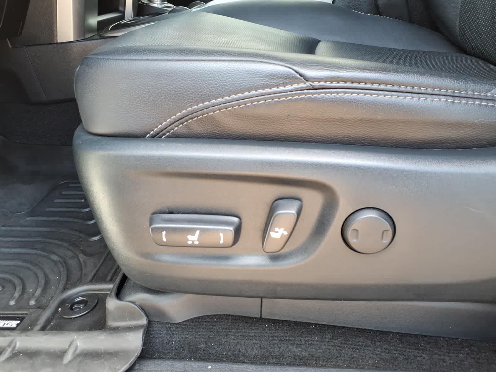 Thumbnail: 2023 Toyota 4Runner - 11