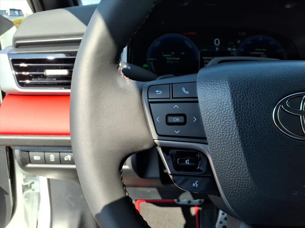 Thumbnail: 2026 Toyota Camry - 14