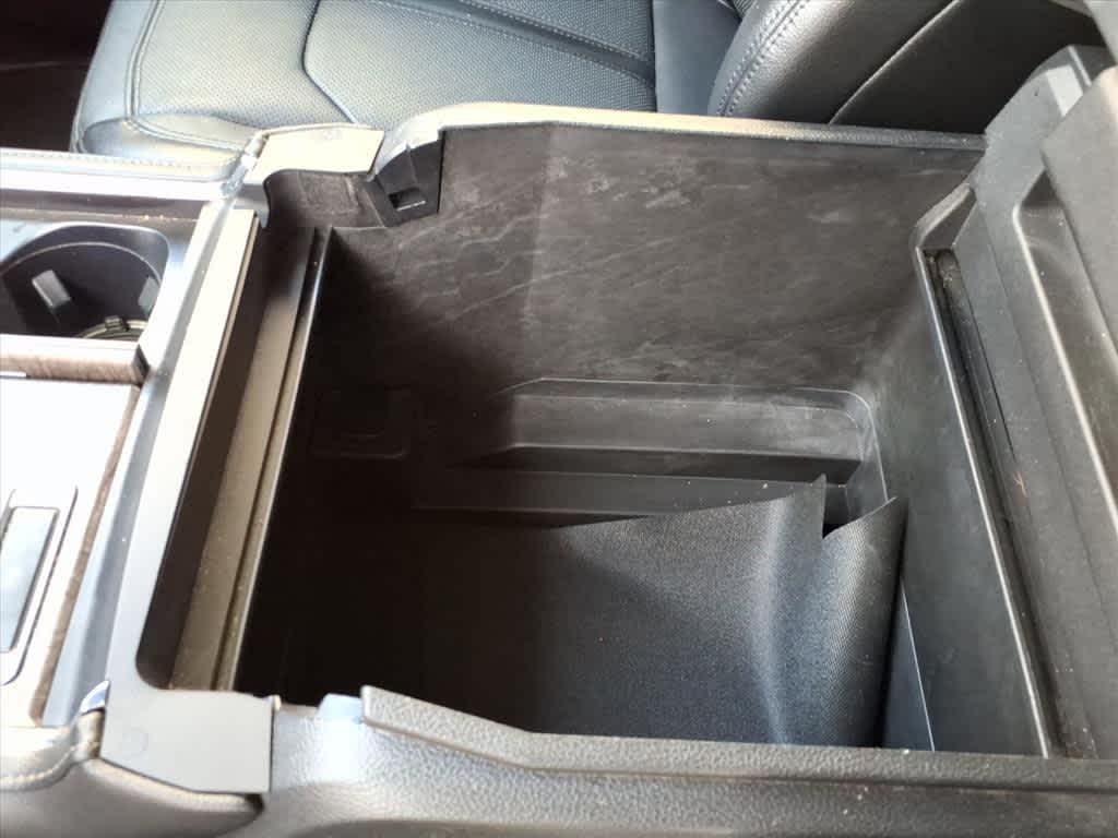 Thumbnail: 2019 Ford Expedition - 22