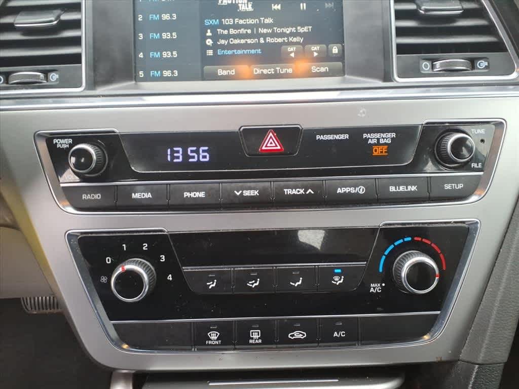 Thumbnail: 2016 Hyundai Sonata - 19