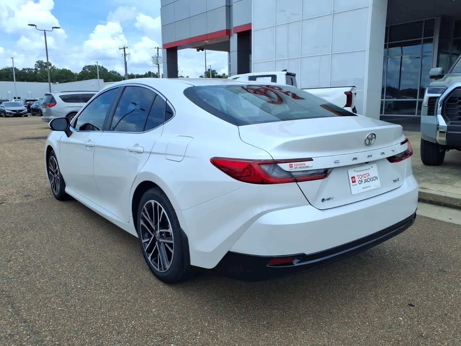 Thumbnail: 2025 Toyota Camry - 7