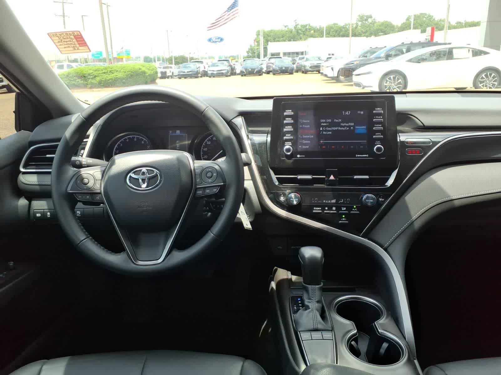 Thumbnail: 2024 Toyota Camry - 9