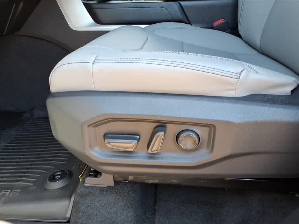 Thumbnail: 2026 Toyota Tundra - 11