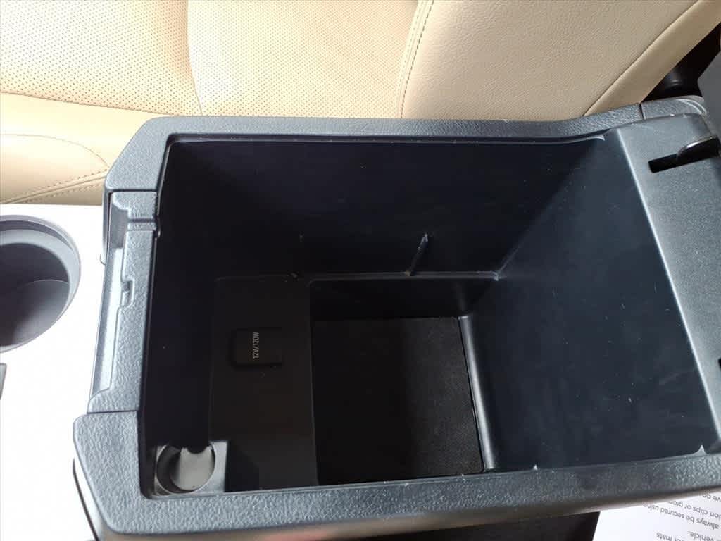 Thumbnail: 2018 Toyota 4Runner - 21