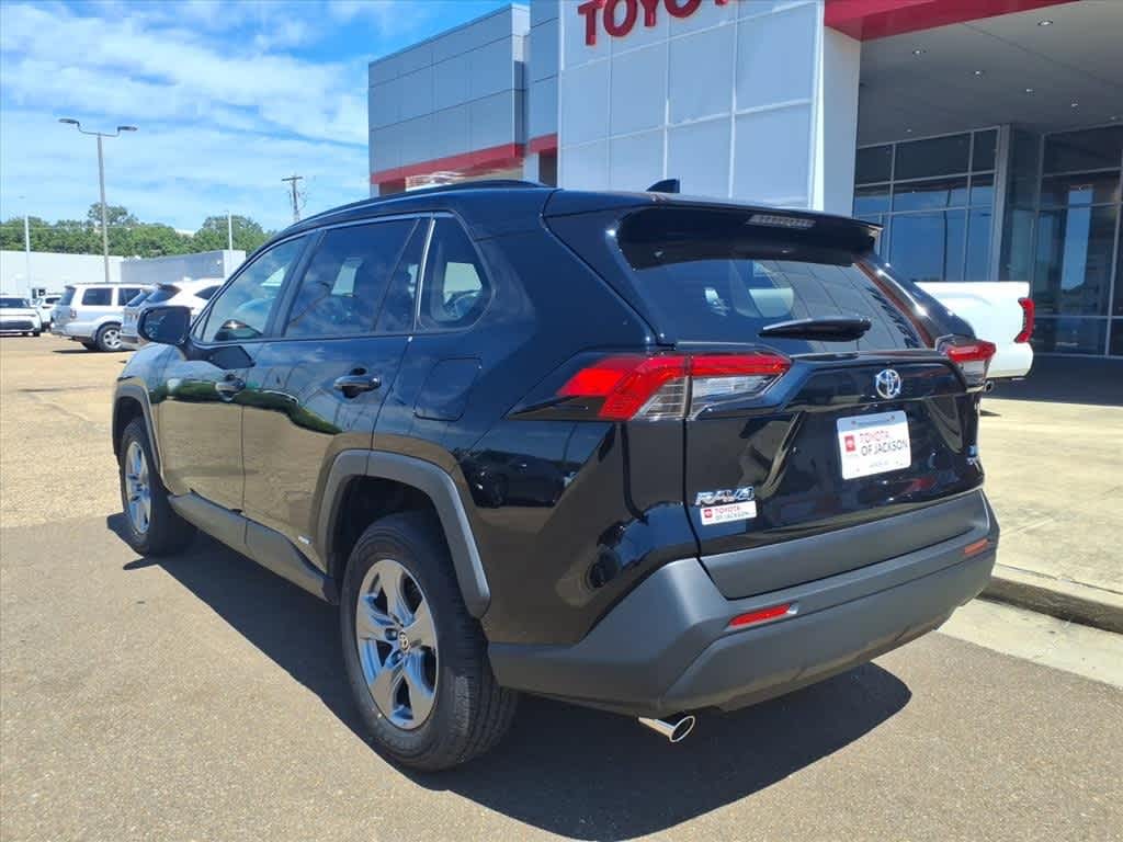 Thumbnail: 2025 Toyota RAV4 - 7