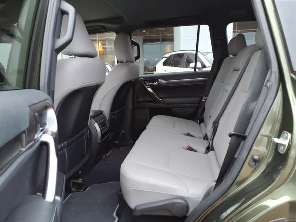 Thumbnail: 2023 Lexus GX - 28