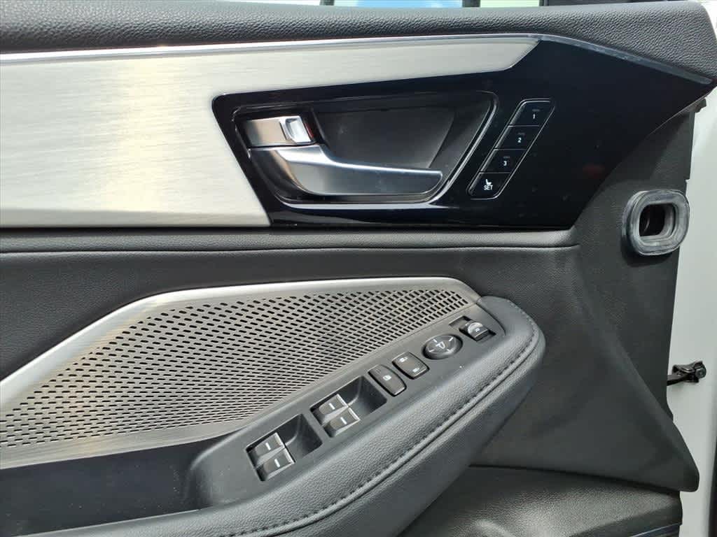 Thumbnail: 2024 Acura MDX - 13