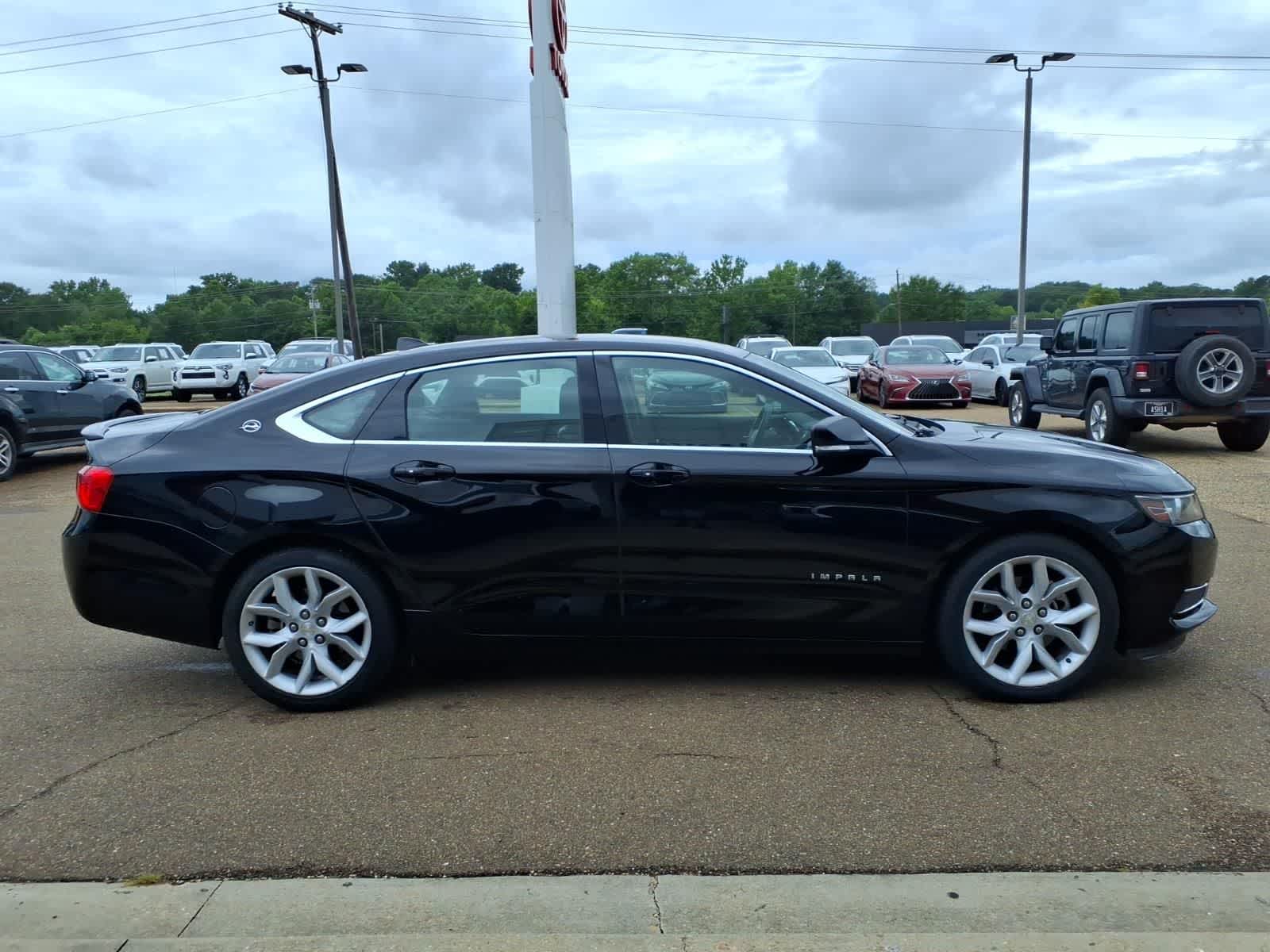 Thumbnail: 2014 Chevrolet Impala - 4