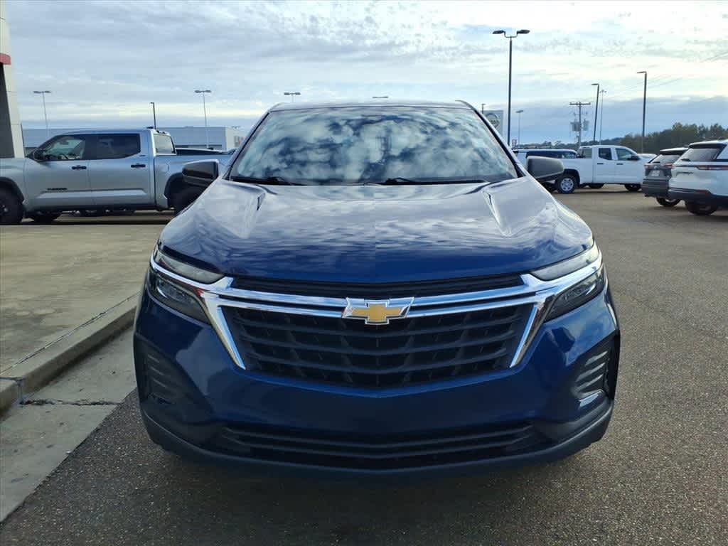 Thumbnail: 2022 Chevrolet Equinox - 2