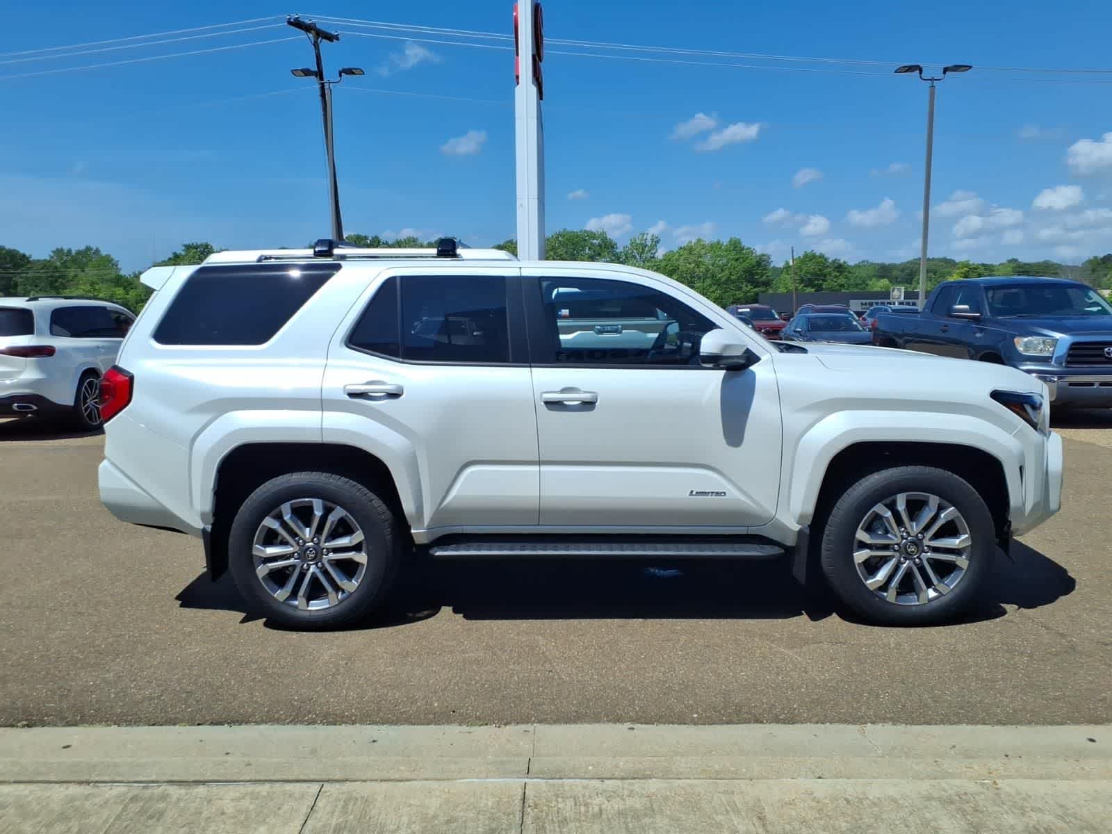 Thumbnail: 2025 Toyota 4Runner - 4