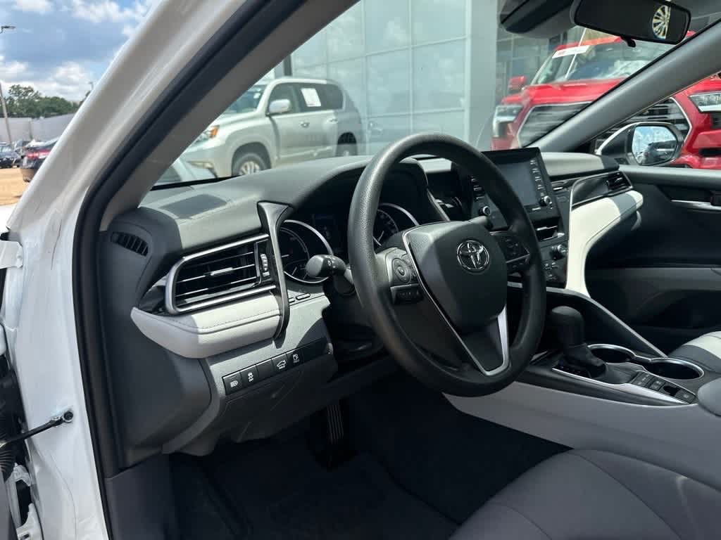Thumbnail: 2024 Toyota Camry - 10