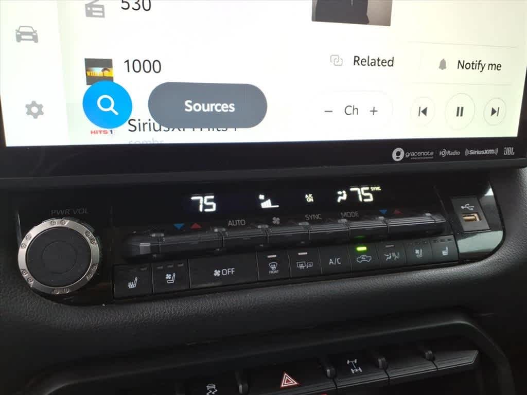 Thumbnail: 2023 Toyota Tundra - 20