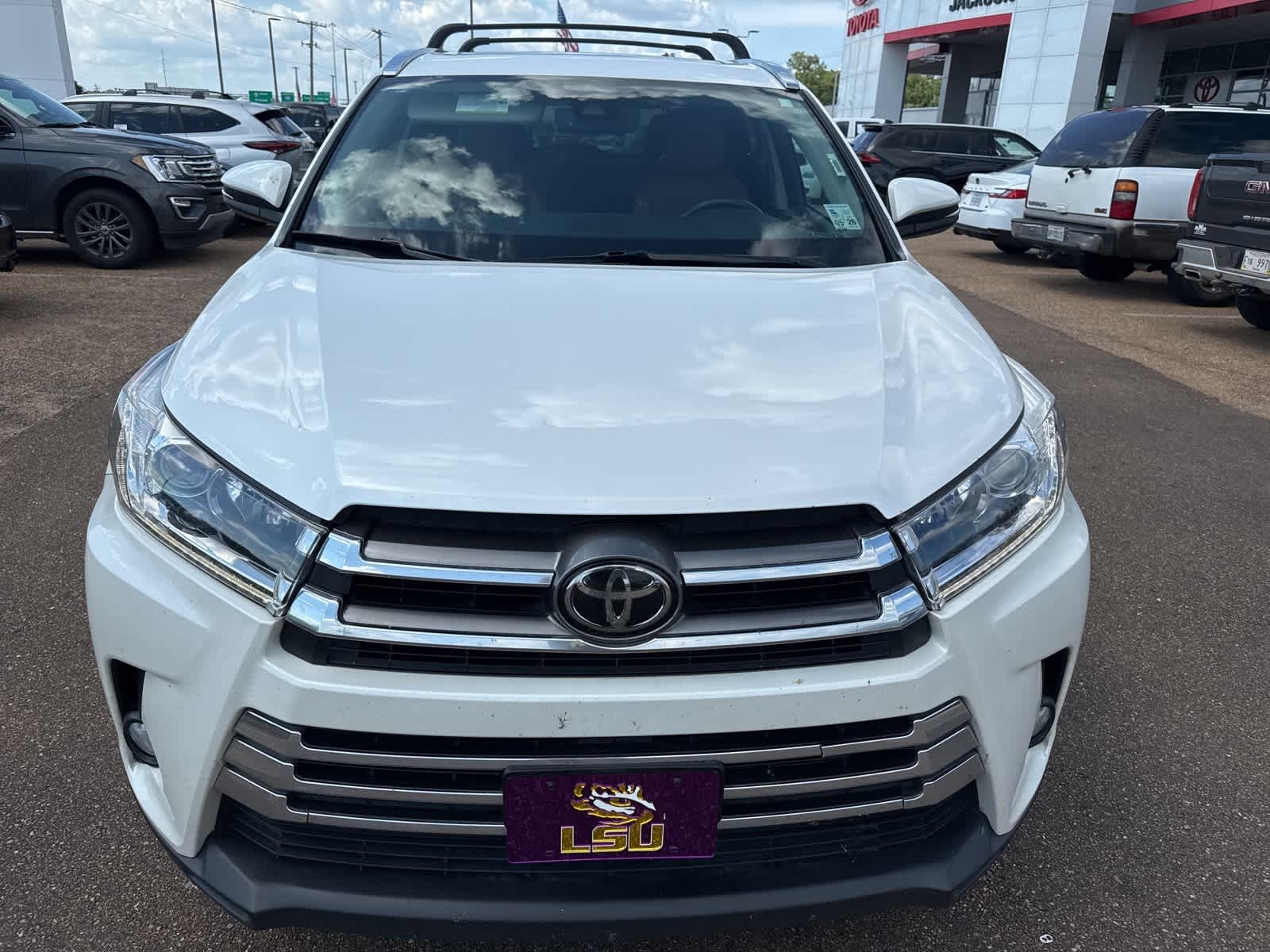 Thumbnail: 2017 Toyota Highlander - 2