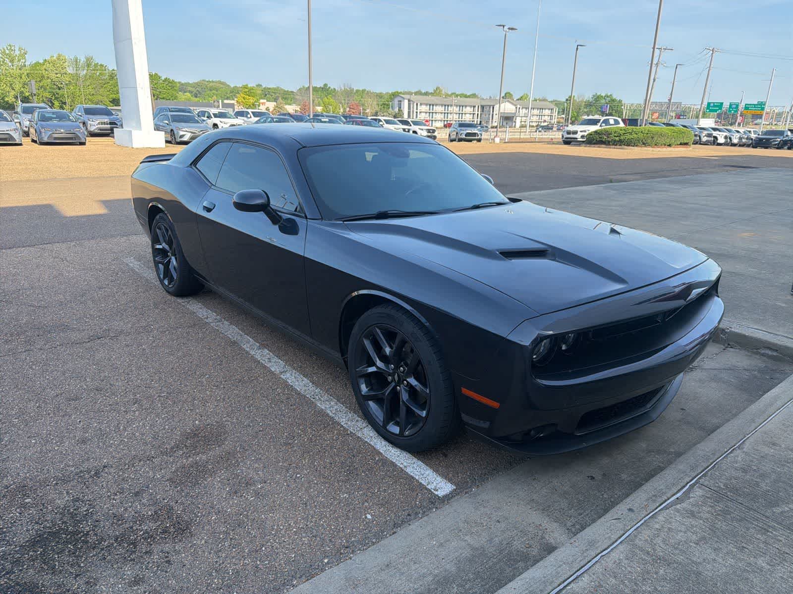 Thumbnail: 2019 Dodge Challenger - 2
