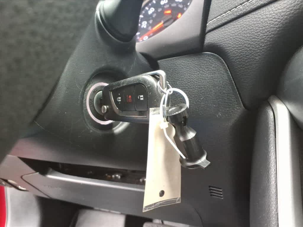 Thumbnail: 2019 Toyota RAV4 - 17