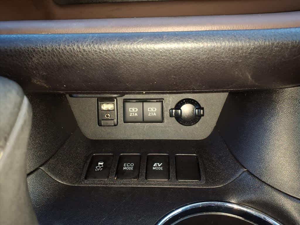 Thumbnail: 2018 Toyota Highlander - 21