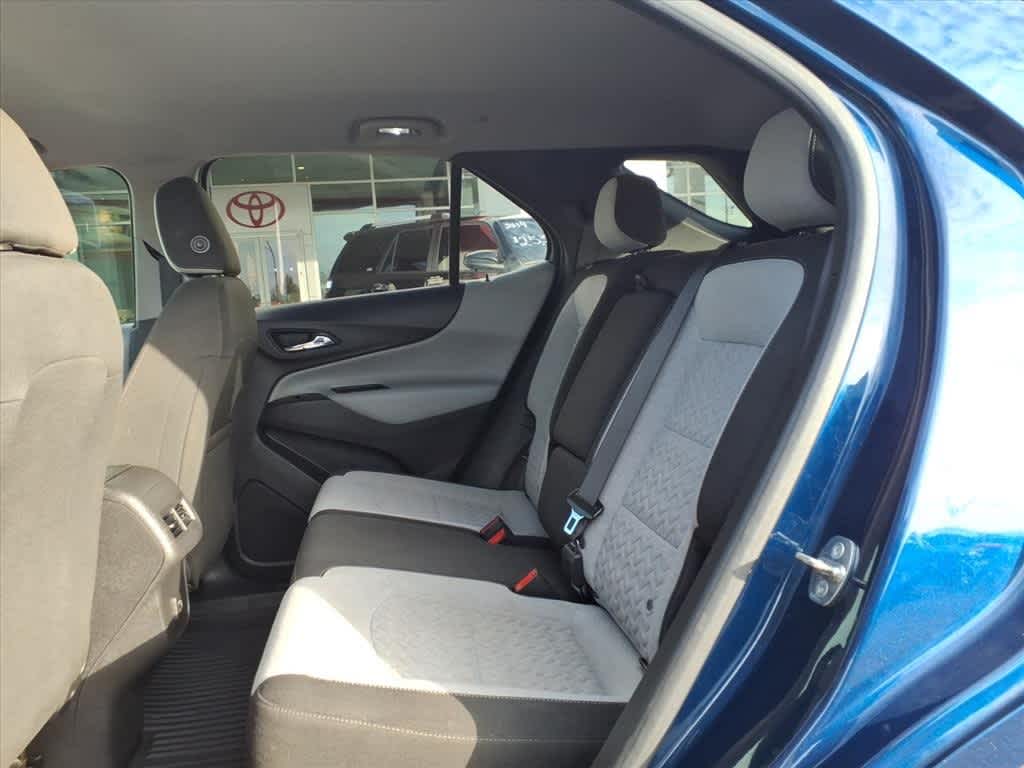 Thumbnail: 2022 Chevrolet Equinox - 28