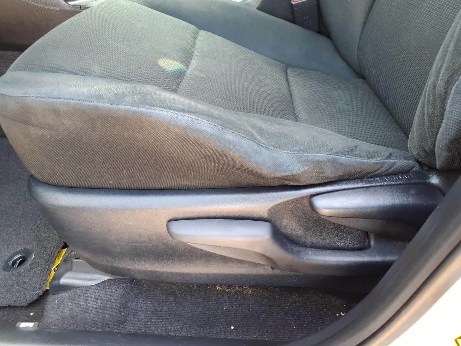 Thumbnail: 2015 Toyota RAV4 - 11