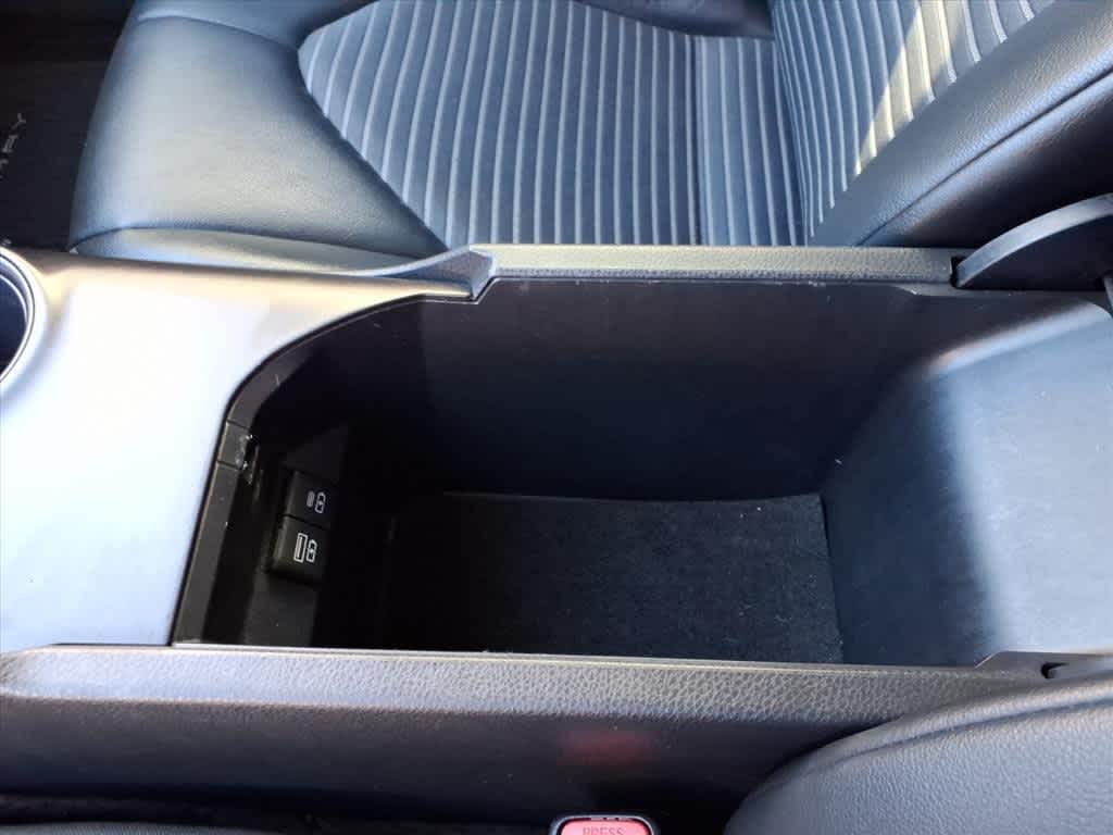 Thumbnail: 2023 Toyota Camry - 22