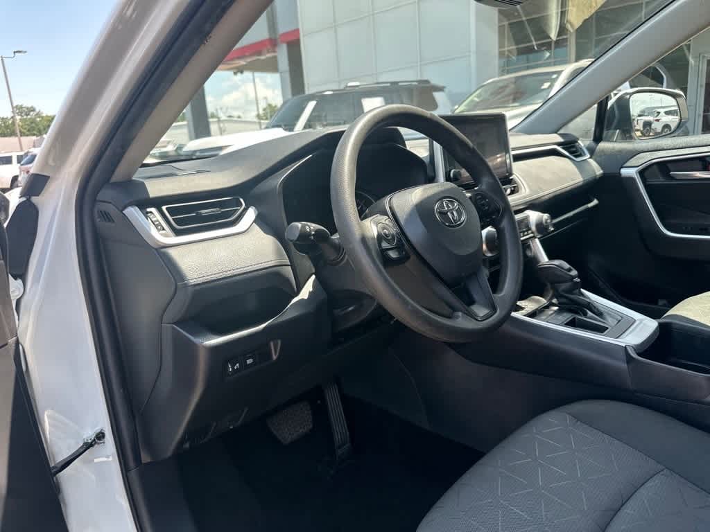 Thumbnail: 2023 Toyota RAV4 - 10
