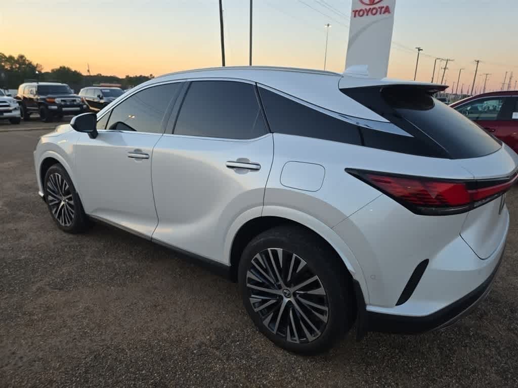Thumbnail: 2024 Lexus RX - 4