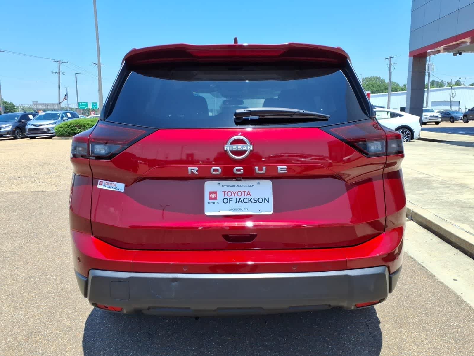 Thumbnail: 2025 Nissan Rogue - 6