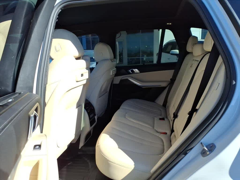 Thumbnail: 2021 BMW X5 - 27