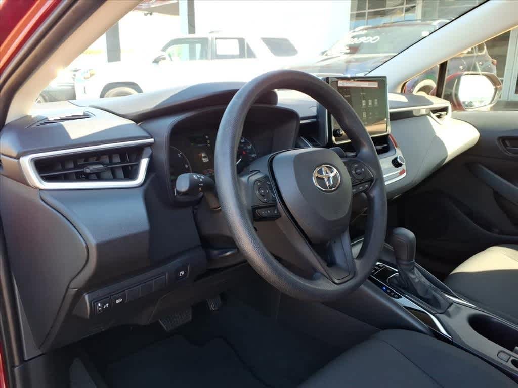 Thumbnail: 2025 Toyota Corolla - 10
