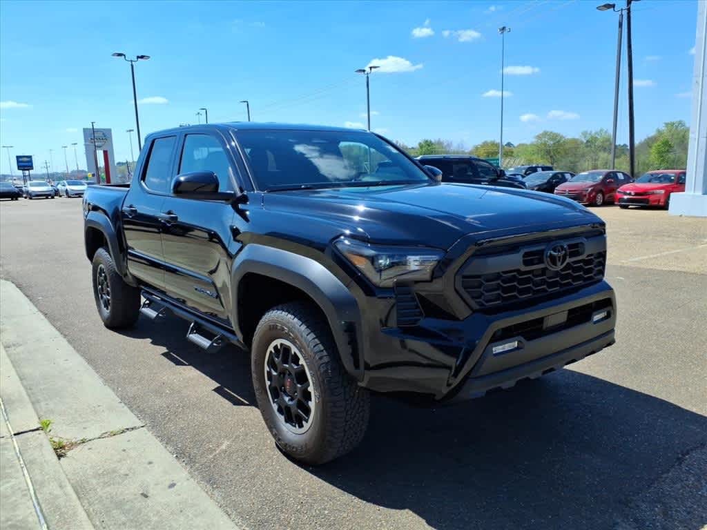 Thumbnail: 2025 Toyota Tacoma - 3