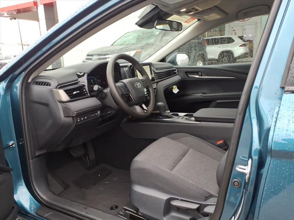 Thumbnail: 2025 Toyota Camry - 26