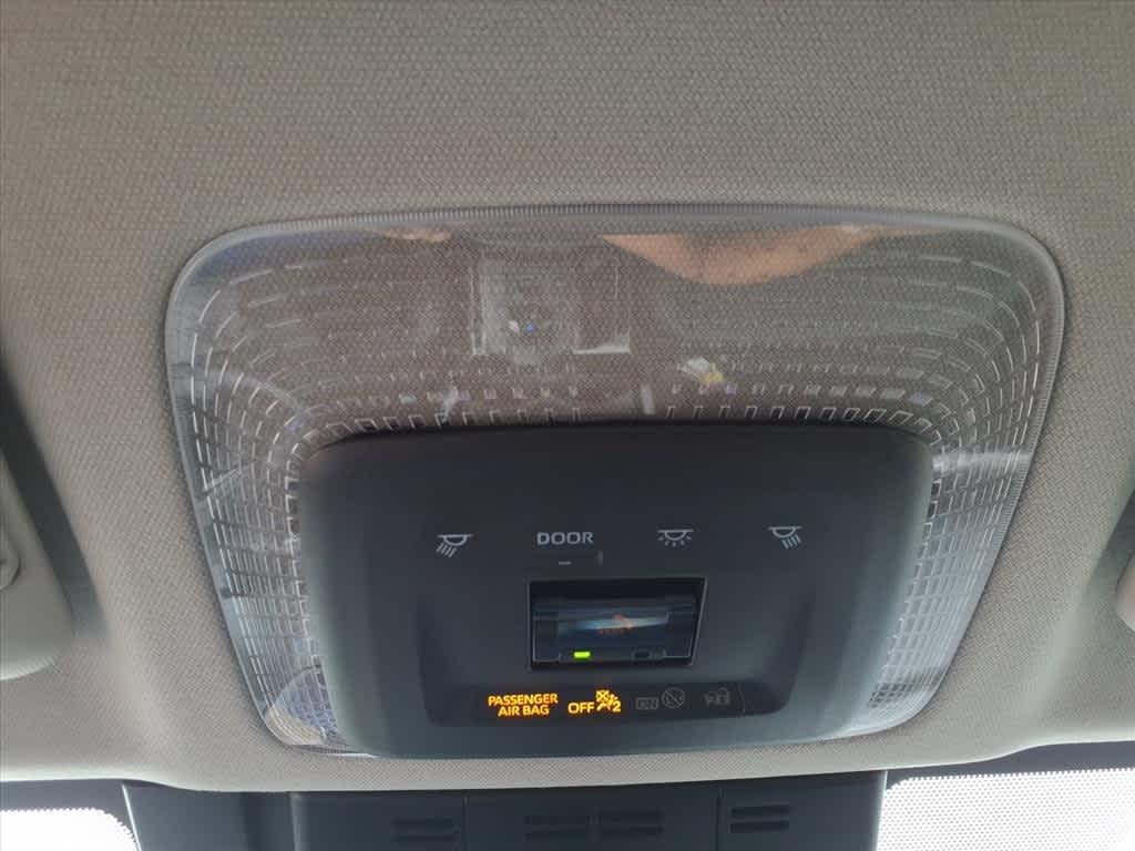 Thumbnail: 2025 Toyota Prius - 24