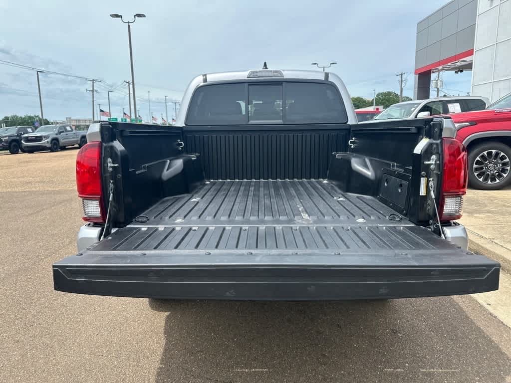 2023 Toyota Tacoma SR 9