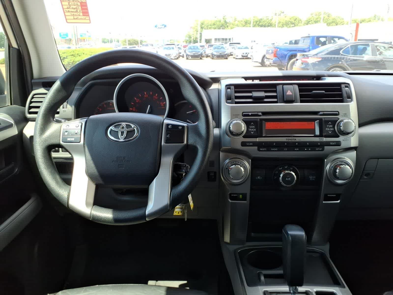 Thumbnail: 2013 Toyota 4Runner - 10