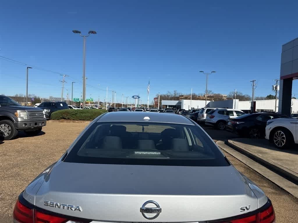 Thumbnail: 2022 Nissan Sentra - 6