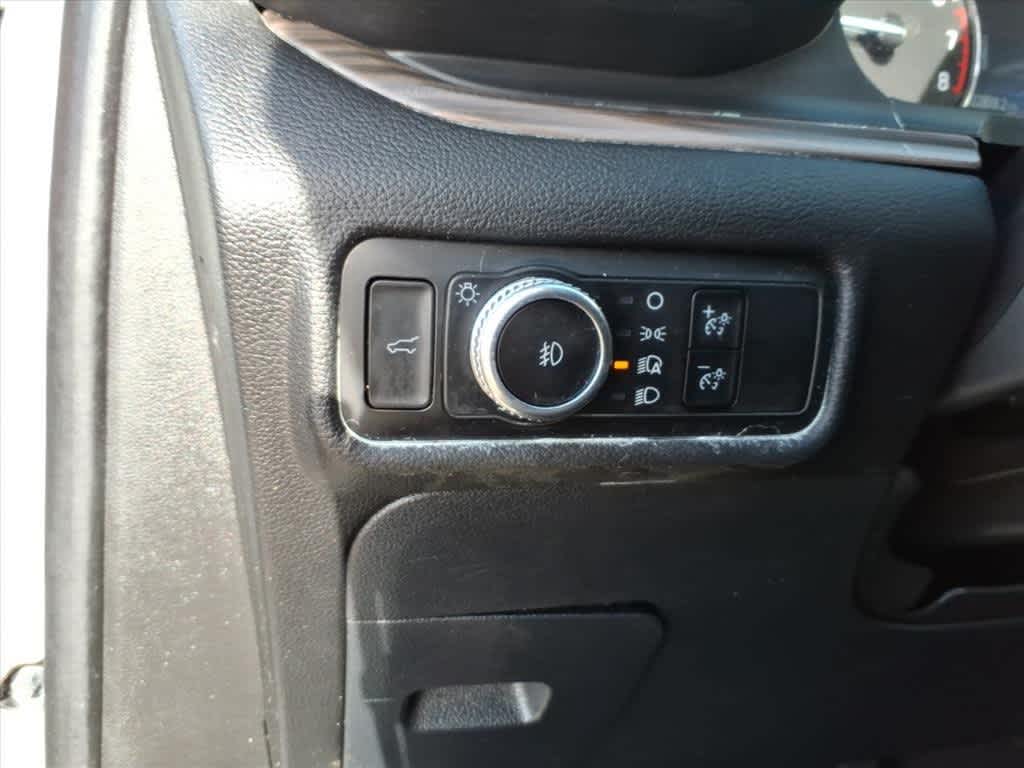 Thumbnail: 2023 Ford Explorer - 14