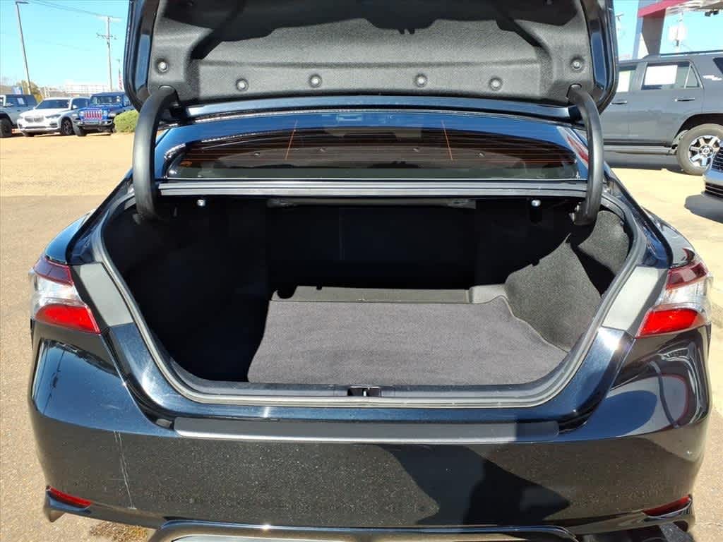 Thumbnail: 2023 Toyota Camry - 8