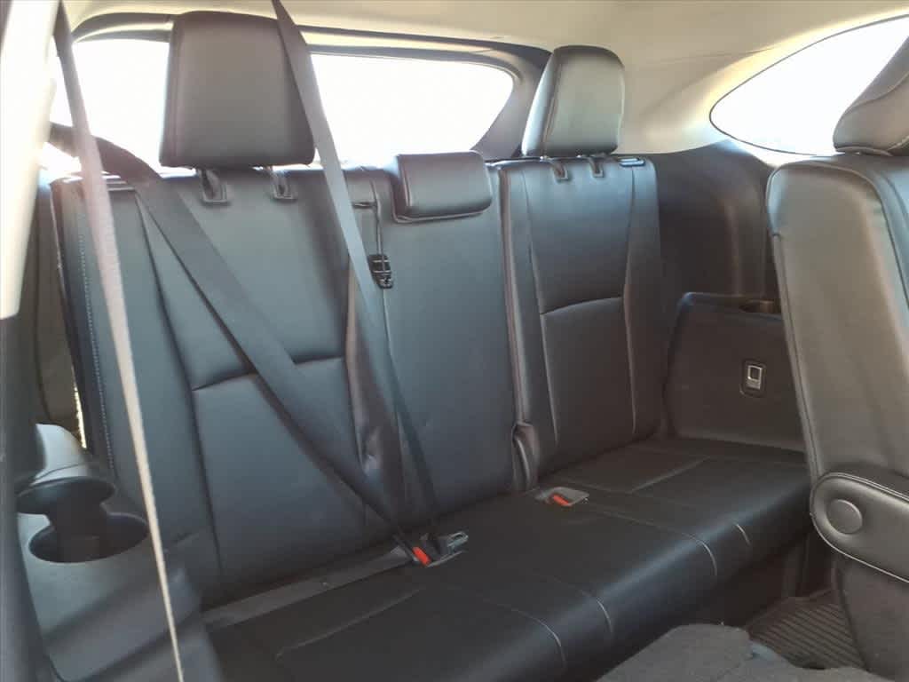 Thumbnail: 2020 Toyota Highlander - 31