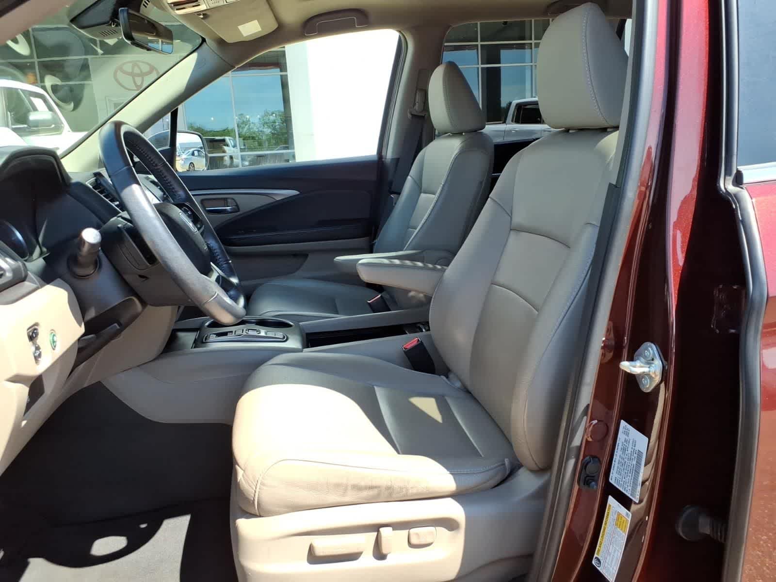 Thumbnail: 2021 Honda Pilot - 25